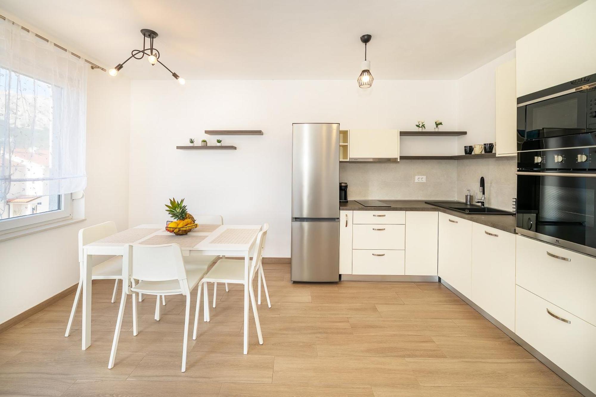 Poolside Apartments Anabella Baška Екстериор снимка