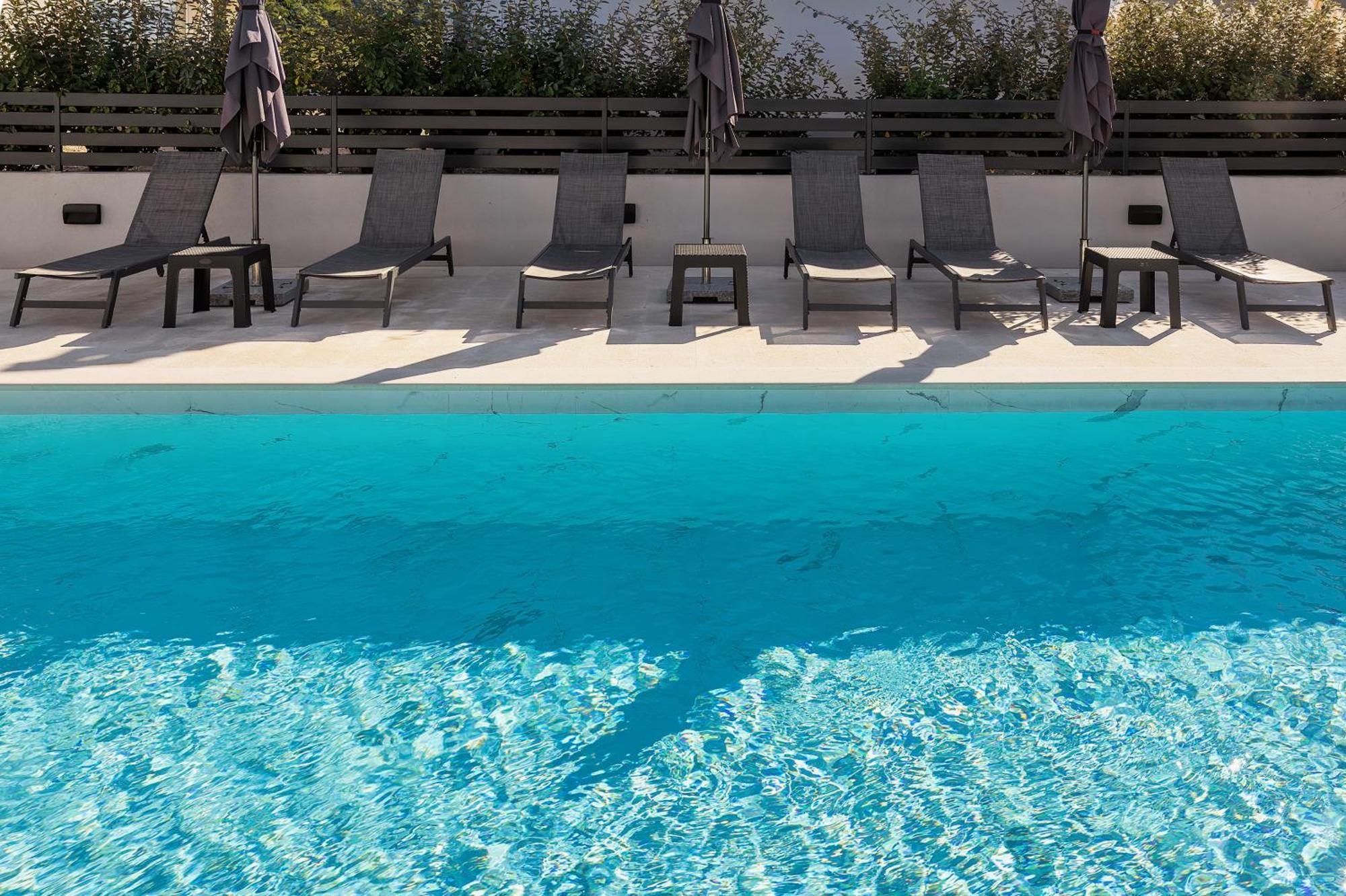 Poolside Apartments Anabella Baška Екстериор снимка